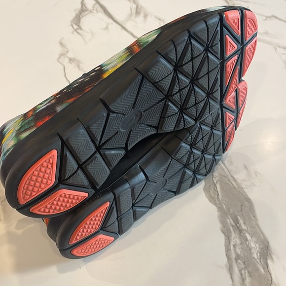 Nike Free TR Fit 4 Running Shoe, Size 7, black Multi color,flexible, comfort - Picture 9 of 11